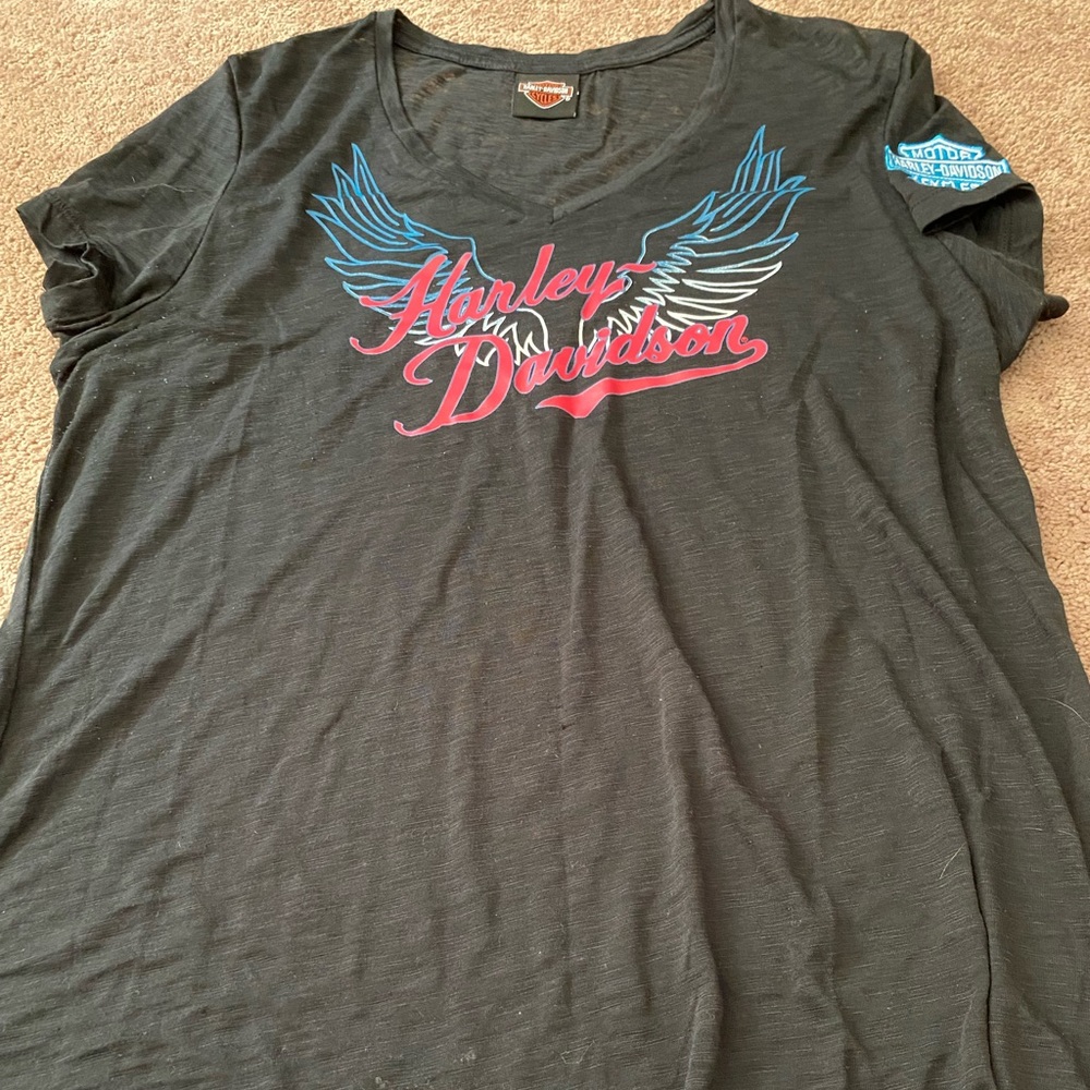 EUC - Women’s Size 1x Harley Davidson Thin Short Sleeve Tee Shirt. Very Cute!